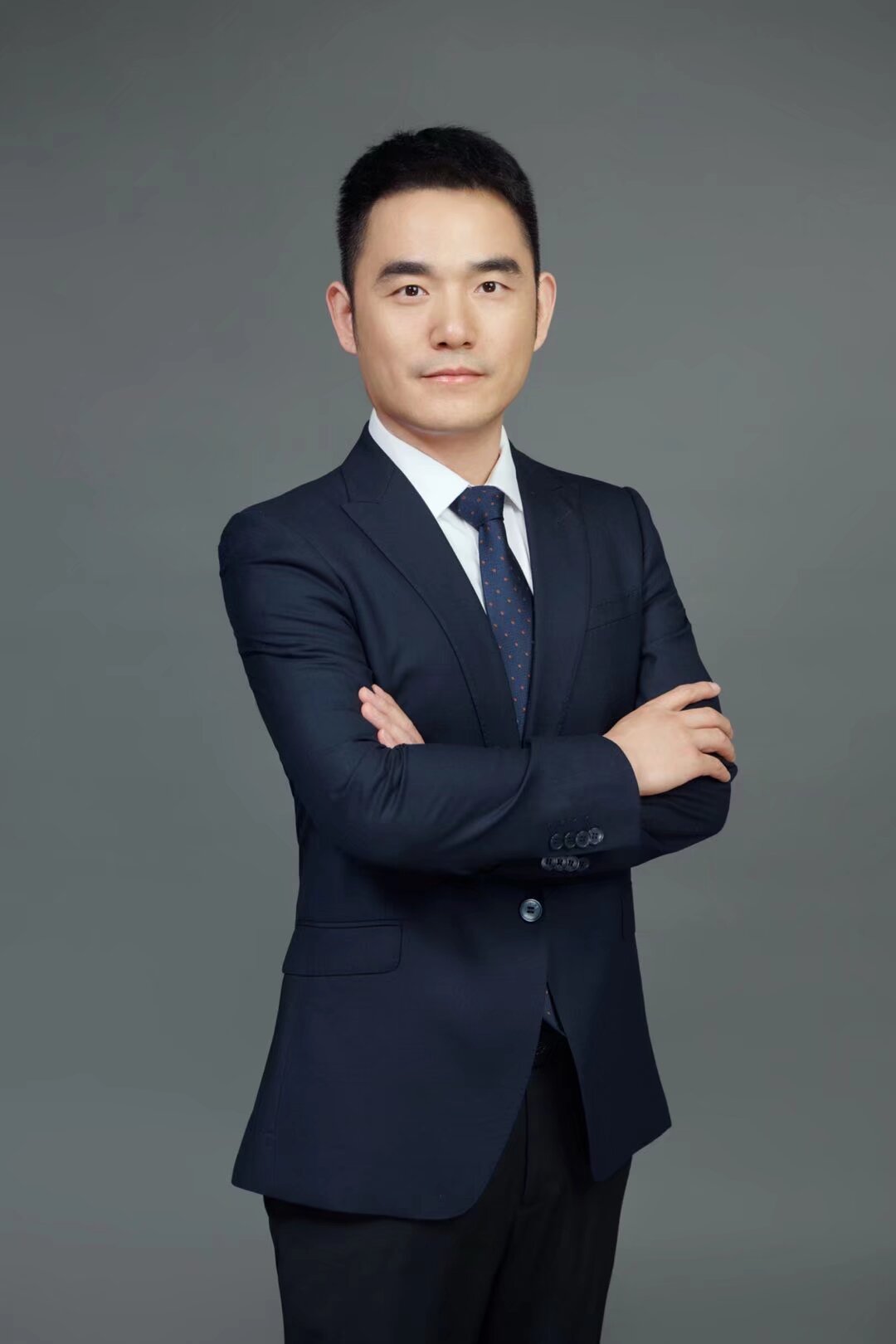 陈伟律师职业肖像